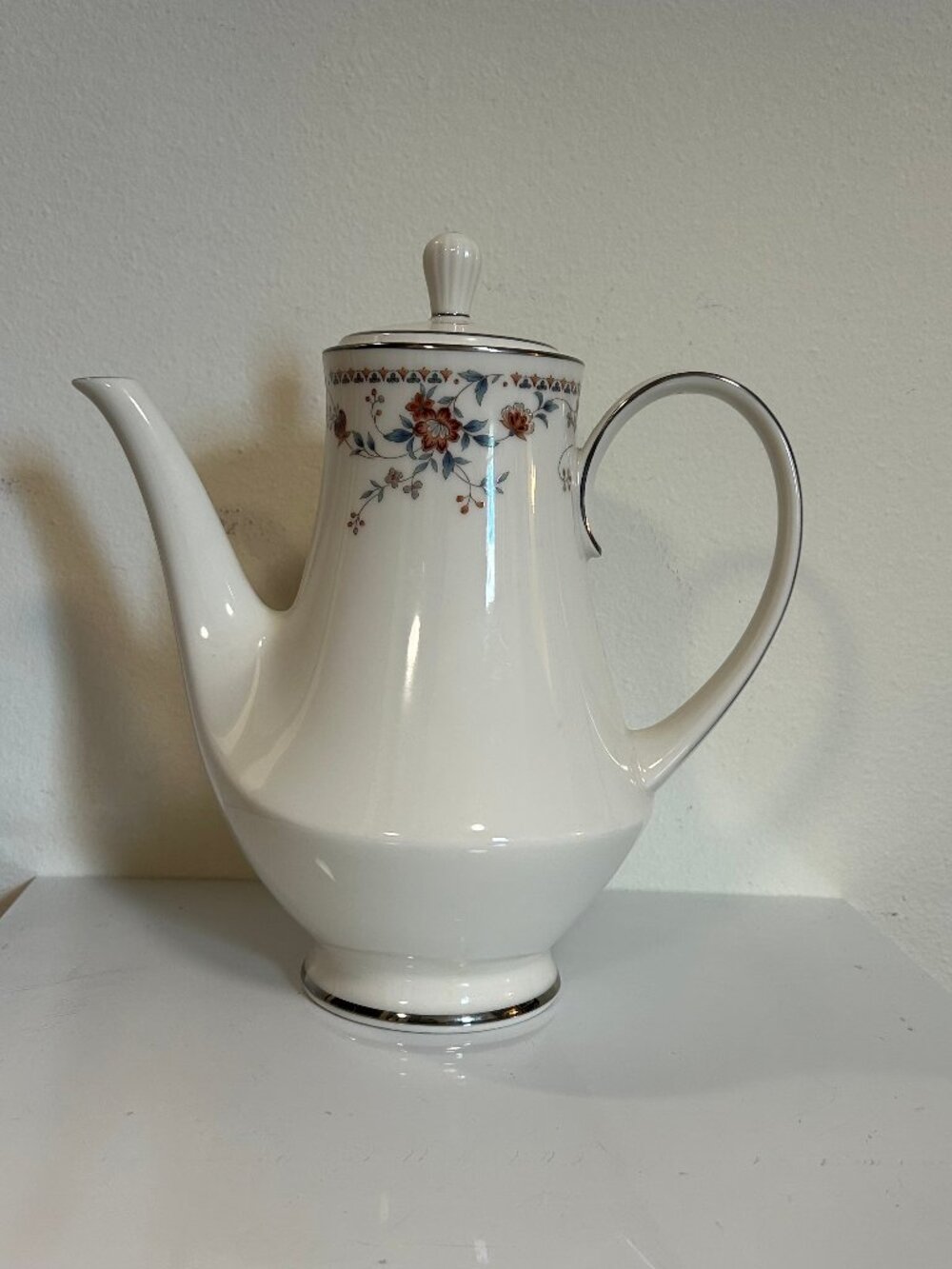 Noritake Ivory China Adagio Tea Coffee Pot 7237 VINTAGE with lid Cottagecore